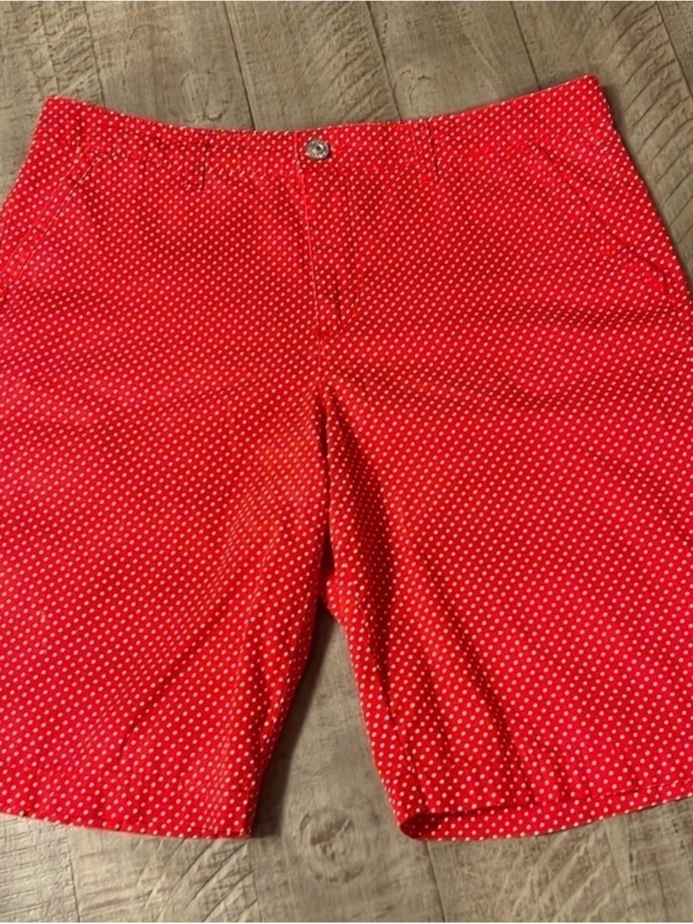 Gloria Vanderbilt Red Polka Dot Bermuda Shorts EUC size 10